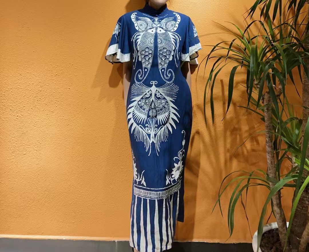 民族风手工植物染蜡染旗袍