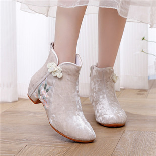 2025冬季新款加绒短靴复古民族风老北京女士布鞋绣花棉鞋古风靴子