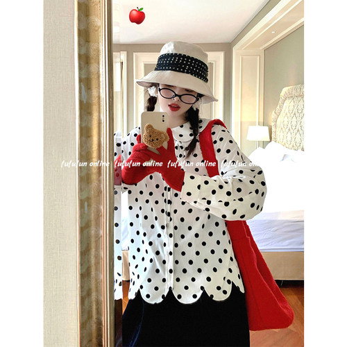 fufufun「珍珠女孩」原创植绒波点艺术花瓣下摆灯芯绒衬衣叠搭