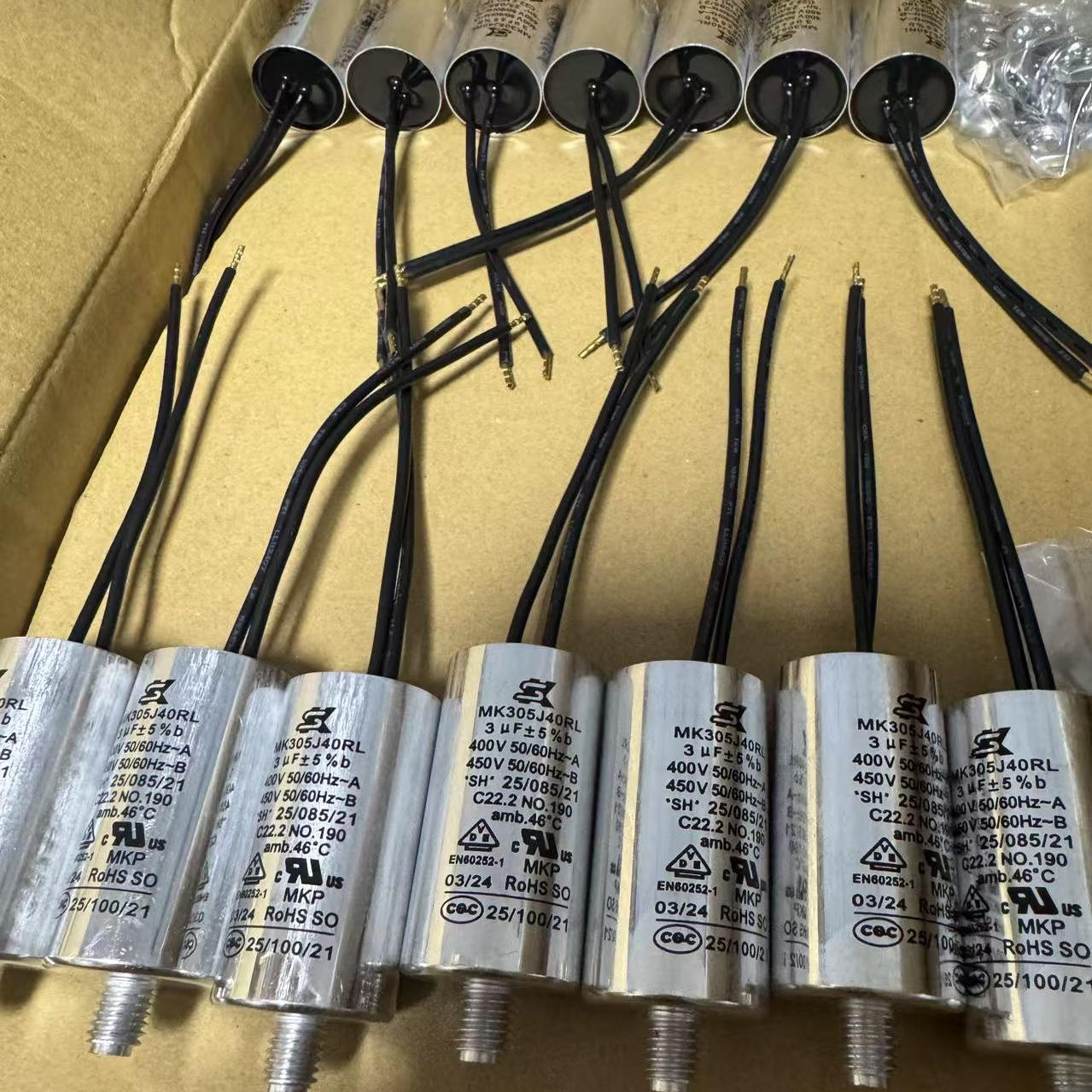 MK146J40RL 14UF 400V 台湾启动电容 电容风机风扇电机启动电容
