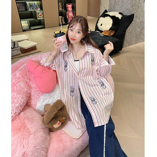 兔美善韩国代购女装 冬新 粉色卡通减龄黛丝刺绣条纹长袖衬衫