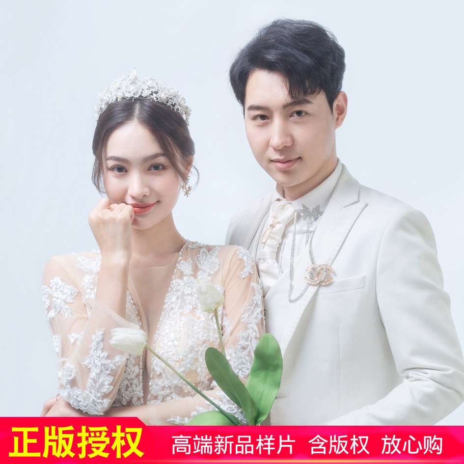 婚纱照韩式样片影楼展会室内情侣版权主题摄影新款单色白纱客样照