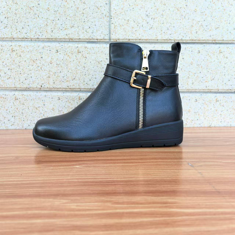 稀缺牛皮女士靴子坡跟增高冬季保暖百搭外贸中筒休闲皮鞋女真皮靴,女鞋,时装靴,淘宝优惠券,粉丝福利购,淘宝优惠卷