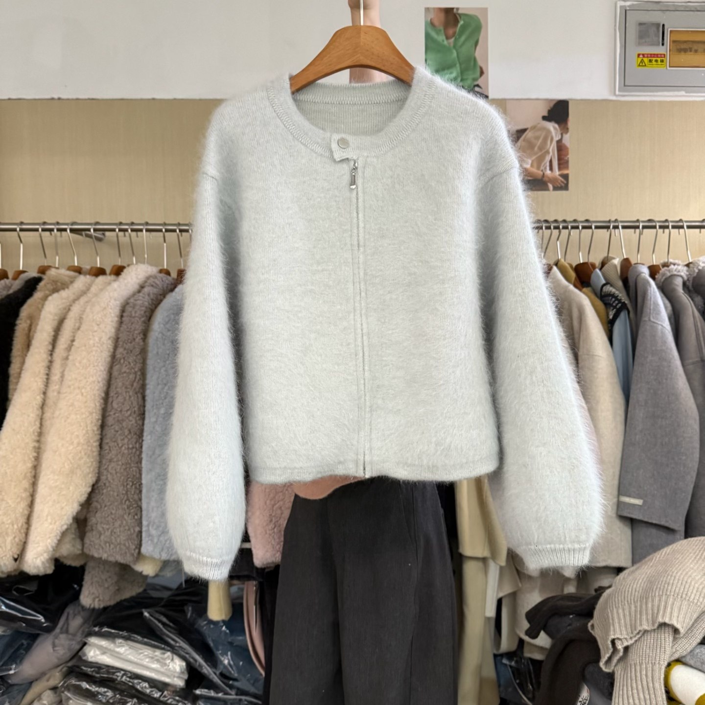 通勤圆领拉链狐狸绒针织开衫女