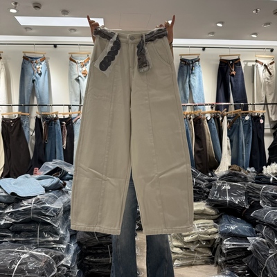 2025年冬季新款宽松弯刀牛仔裤