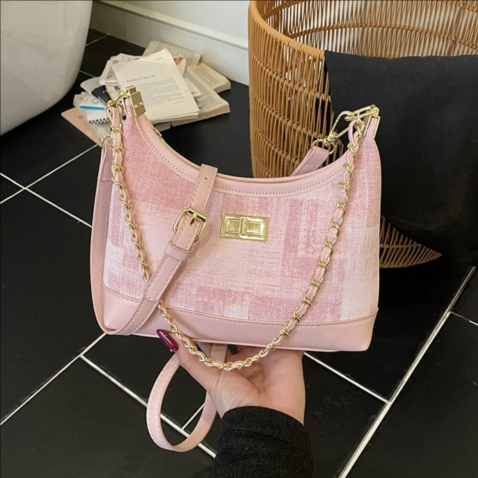 跨境时髦洋气链条腋下包包女2026新款潮流复古通勤百搭单肩斜挎包,箱包皮具/热销女包/男包,腋下包,淘宝优惠券,粉丝福利购,淘宝优惠卷