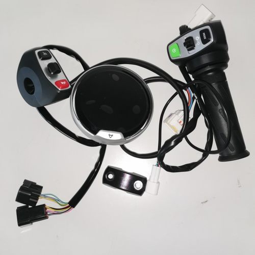 小牛新款仪表开关总成右侧