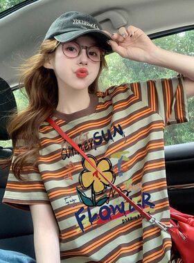 美式设计感条纹印花T恤女2026夏季爆款宽松百搭小众减龄短袖上衣