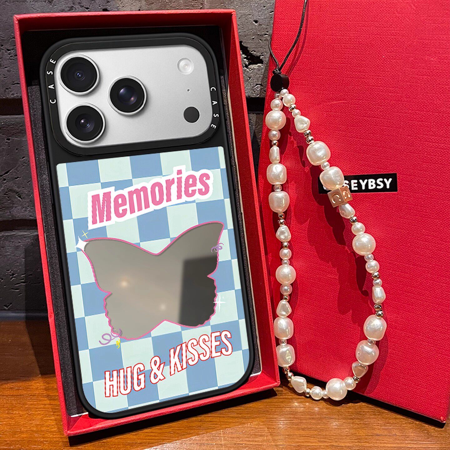 CASE联名彩色格子蝴蝶适用iphone15promax手机壳苹果17pro明星同款16保护套13pro亚克力14磁吸可爱卡通女款