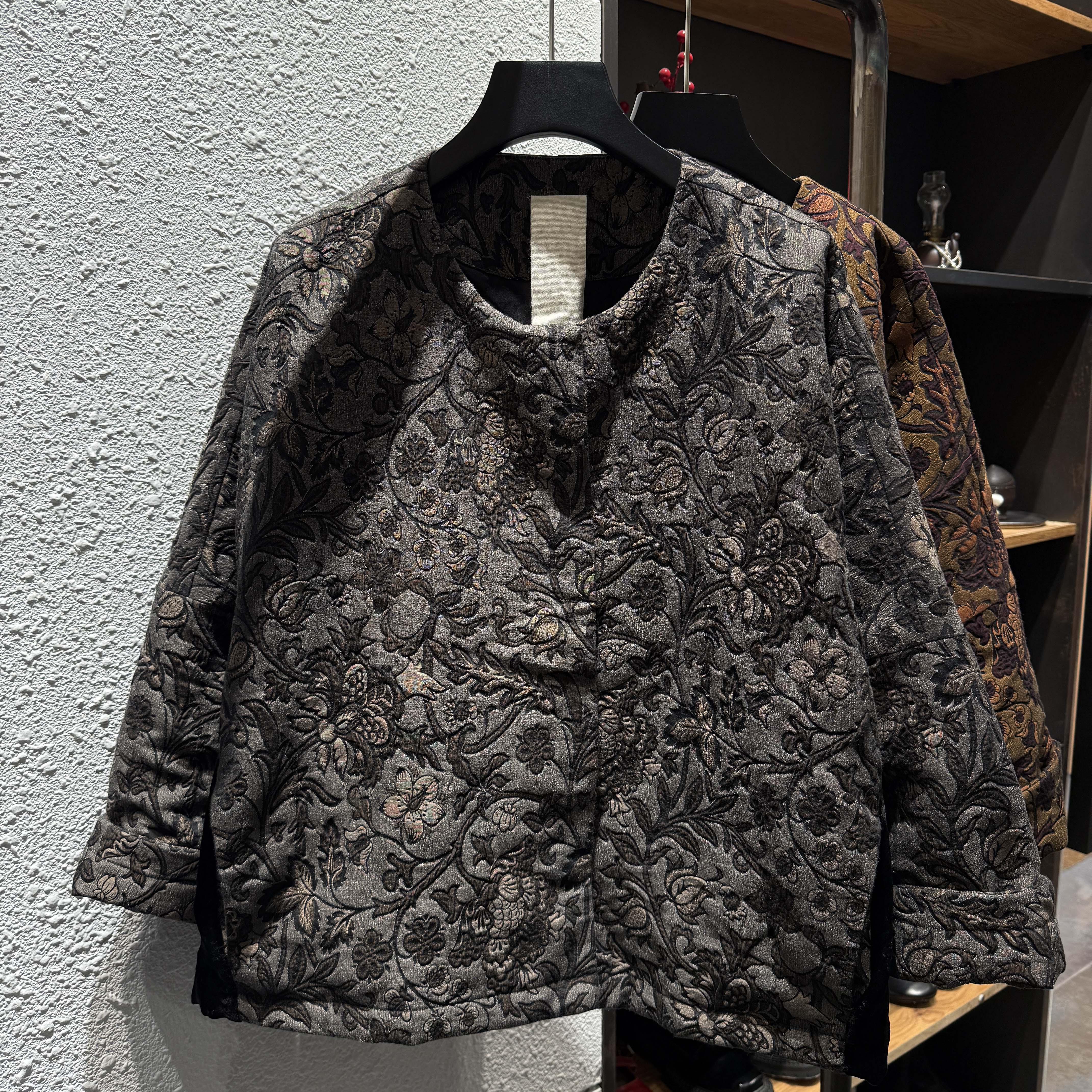 原创款中式国潮真丝绒短外套女