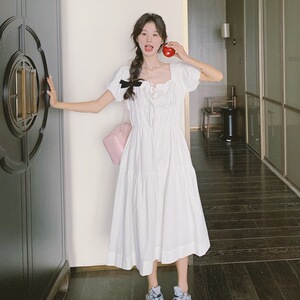 白色泡泡袖连衣裙女2025春秋新款法式温柔风甜美收腰显瘦初恋长裙图片