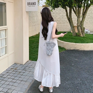 小众设计白色背心连衣裙女夏2025新款宽松雪纺鱼尾长裙假两件套装图片
