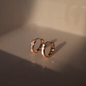 简约素圈耳扣女2023新款 小众ins高级感轻奢冷淡风设计感耳圈 爆款