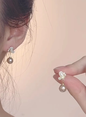 法式甜美蝴蝶香槟色珍珠耳环独特高级感精致气质时尚洋气气质耳饰