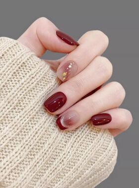 秋冬新款车厘子红法式美甲穿戴甲短款高级感光疗显白美甲成品贴片