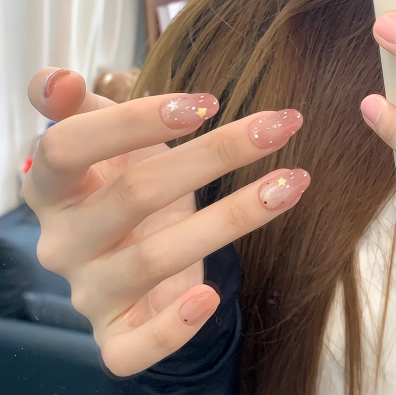 春夏纯欲蜜桃粉色渐变星星猫眼美甲穿戴甲2026新款高级感显白美甲