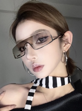 复古水银色下半框Y2K亚裔辣妹风墨镜女方圆脸显瘦高级感太阳眼镜