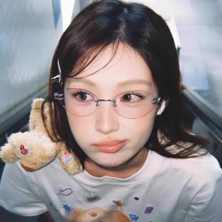 欧美辣妹风无边框椭圆猫眼素颜眼镜架女韩版方圆脸显瘦学生高智感