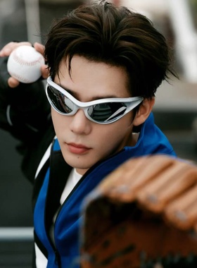 未来科技感水银色户外骑行太阳镜