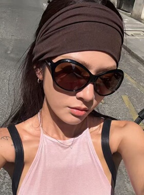 复古黑框茶色爱心大框显瘦墨镜女