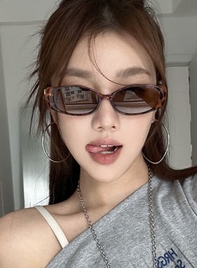 复古金属腿老钱风豹纹太阳眼镜女