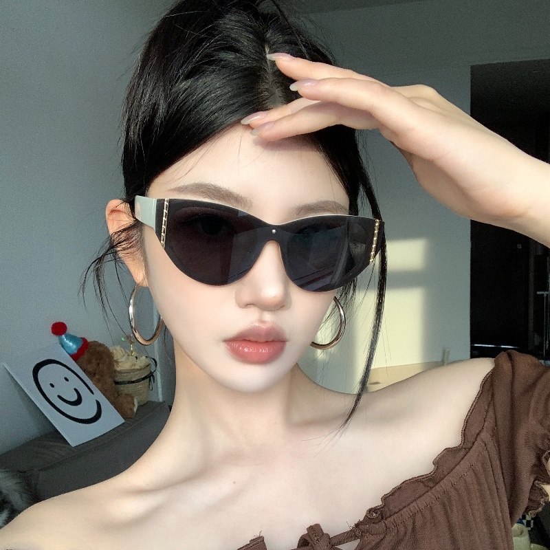 复古无框一体高级质感白色太阳镜