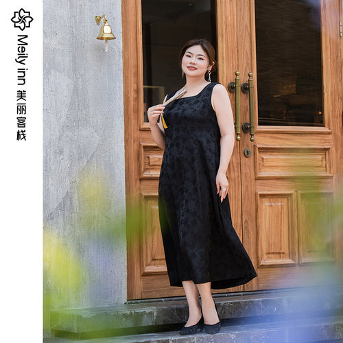 美丽客栈缎面贵气无袖大码连衣裙