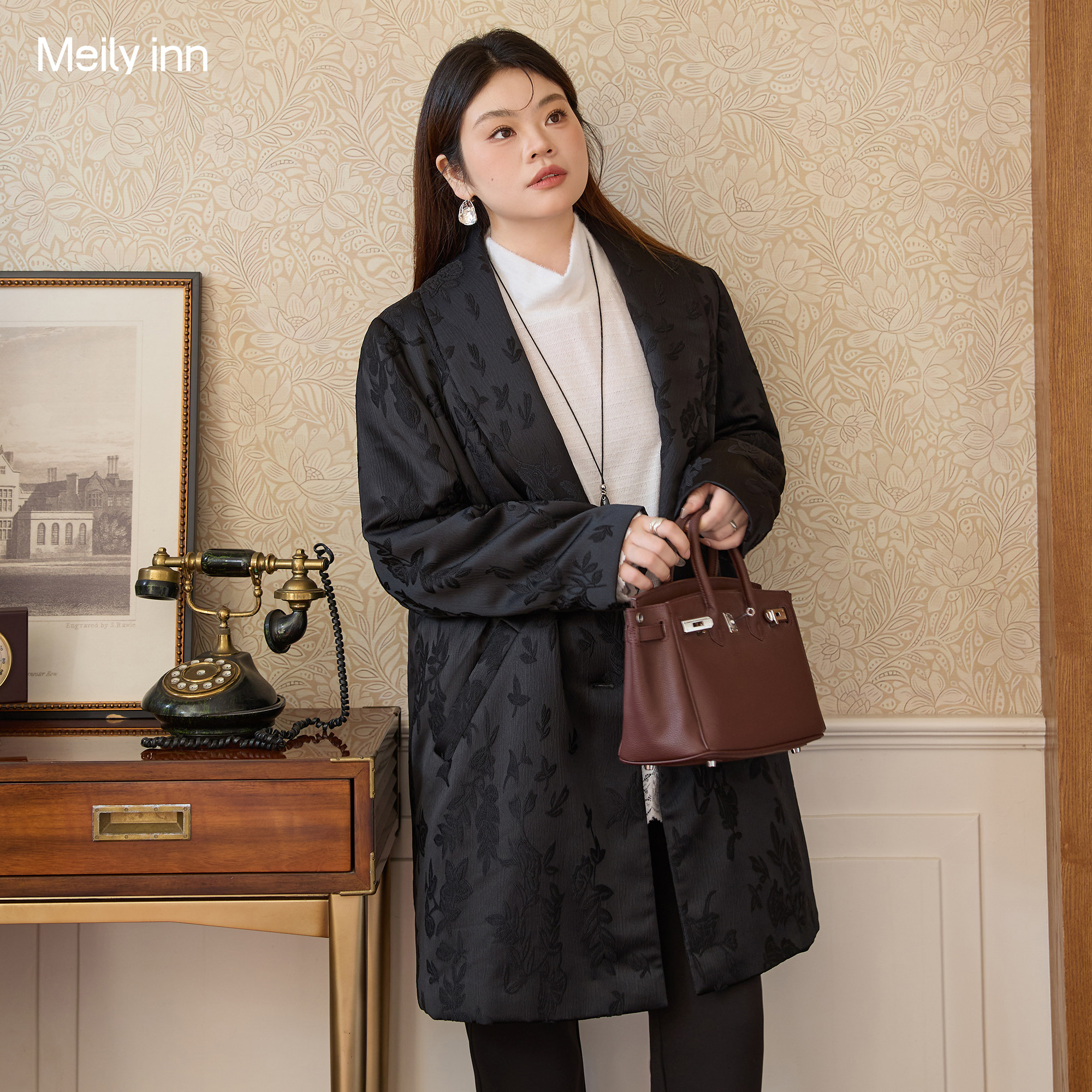 美丽客栈高端大码黑色棉服女冬季2025年新款棉衣胖mm宽松显瘦外套,女装/女士精品,常规大码外套,淘宝优惠券,粉丝福利购,淘宝优惠卷