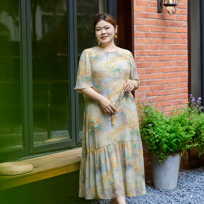 美丽客栈油画感度假风印花连衣裙