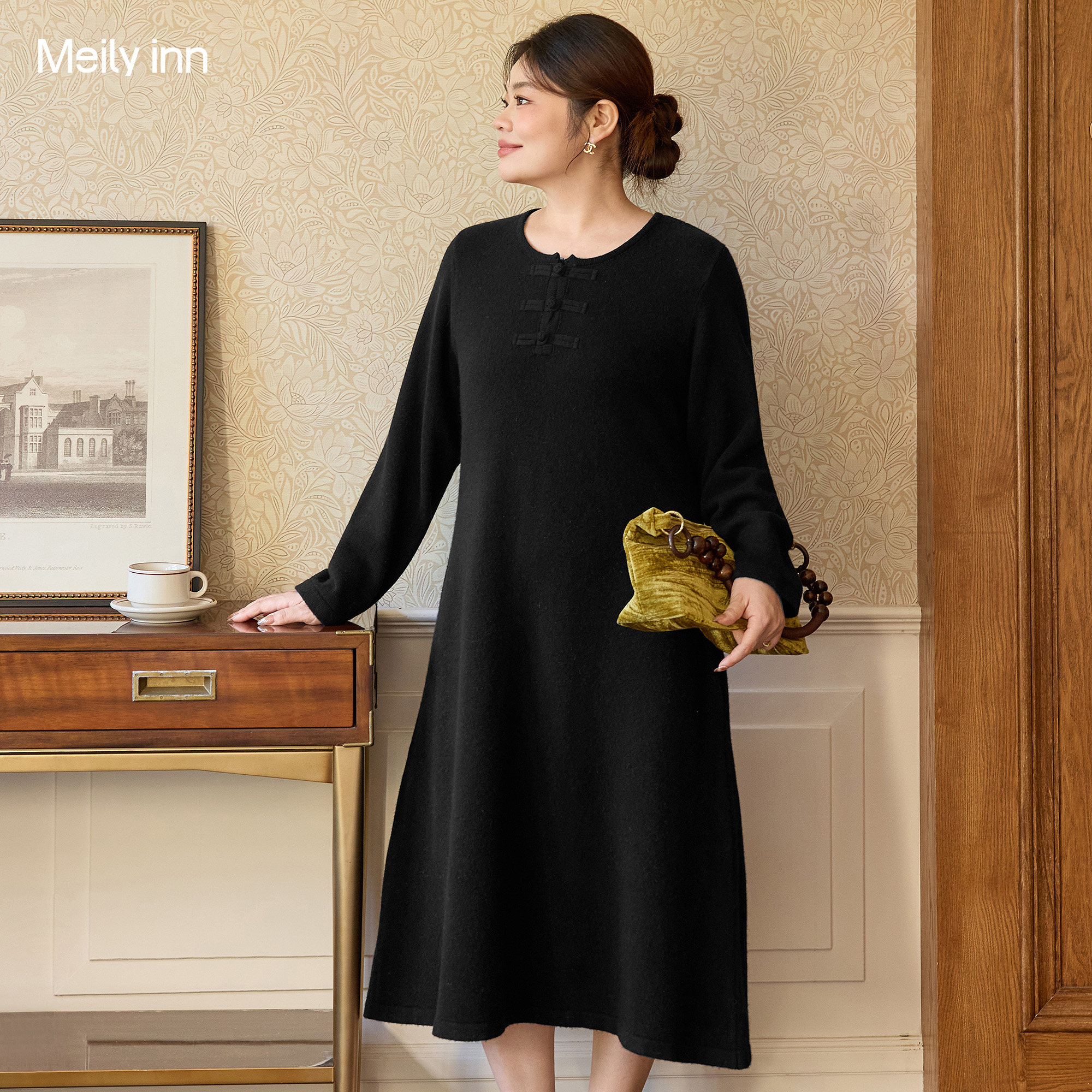 美丽客栈一字盘扣羊毛针织连衣裙