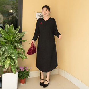 美丽客栈大码新中式连衣裙女秋冬胖mm黑色桃心领显瘦宽松长裙子