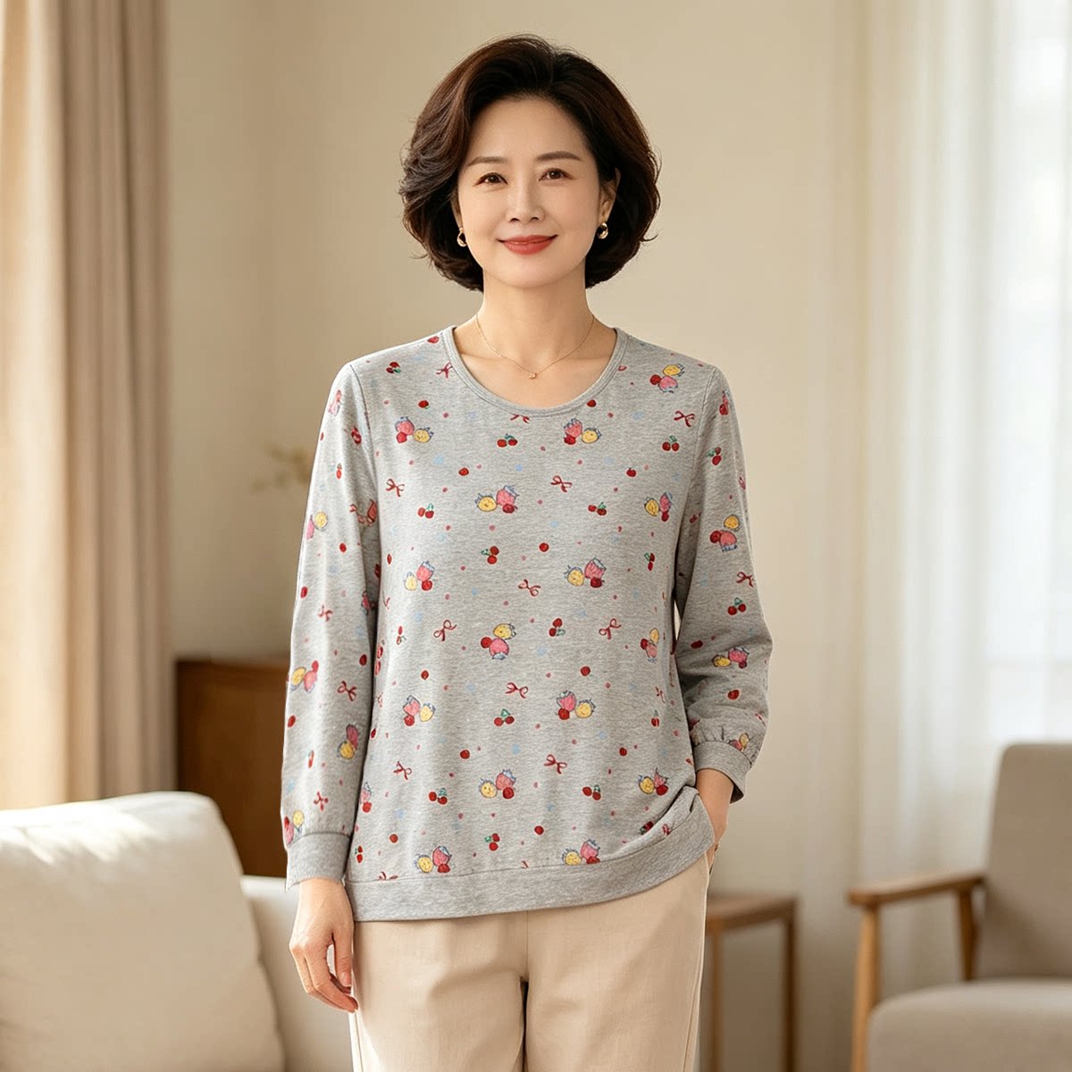 中老年妈妈装秋装长袖2026新款宽松纯棉女士上衣薄款印花小花t恤
