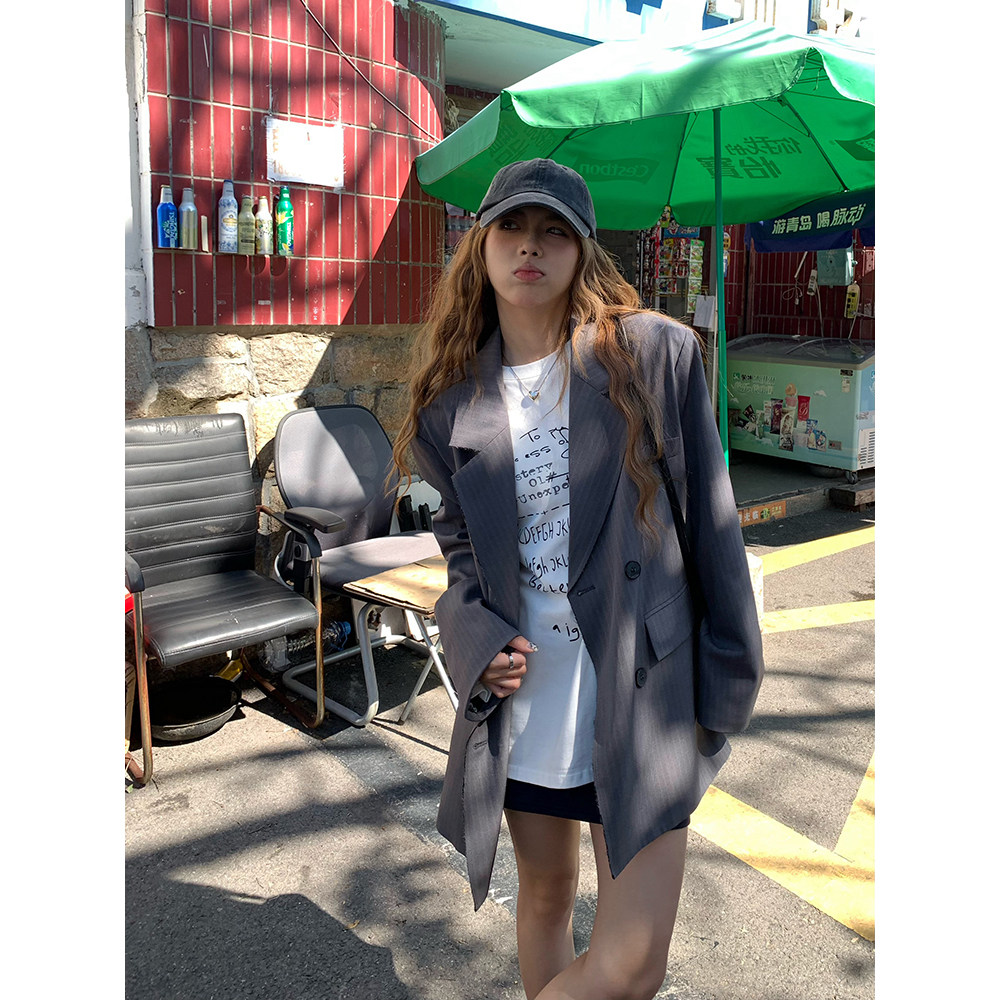 荒荒家 毛边条纹大西装2024秋季新款气质休闲垂感灰色西服外套女