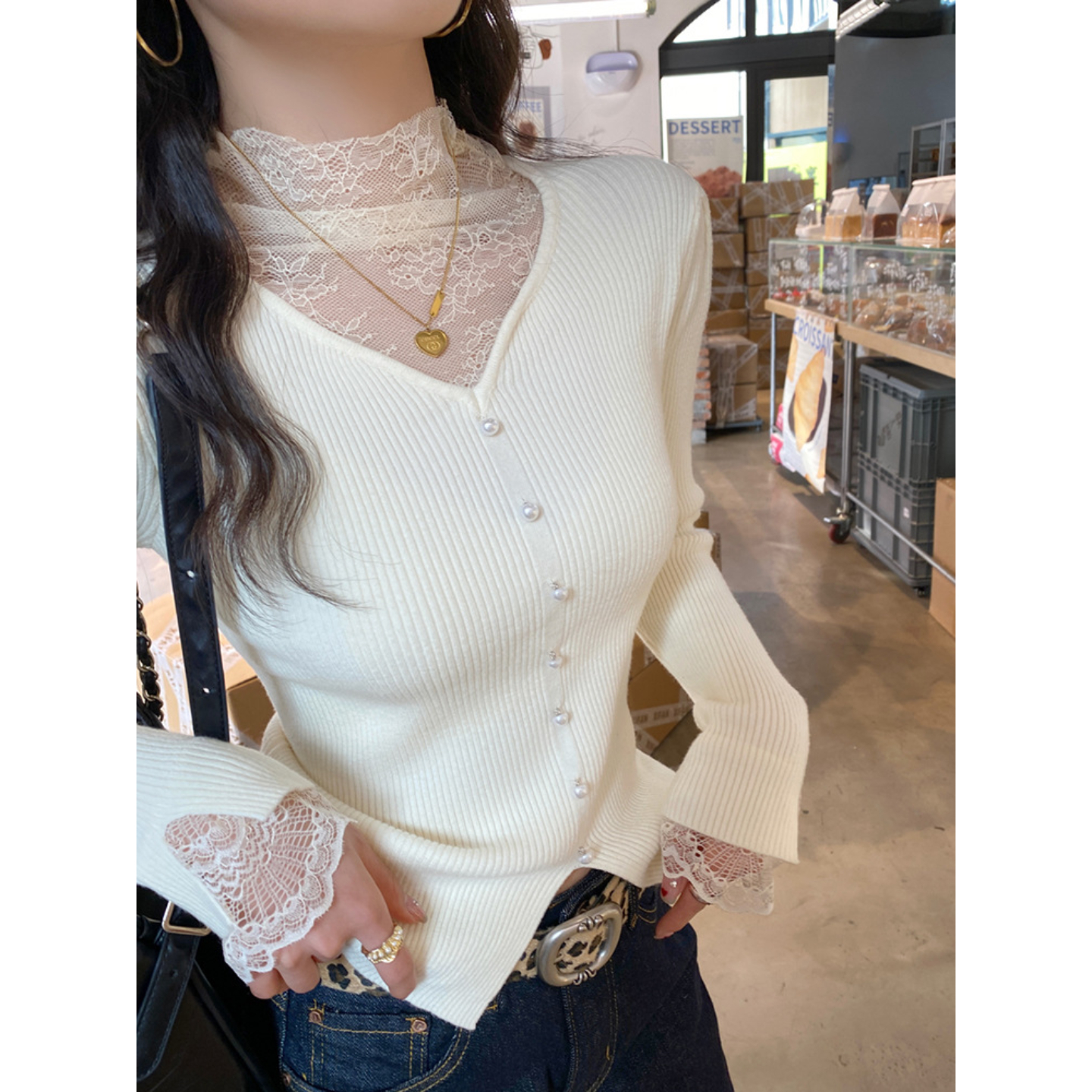 巨好看纯欲V领蕾丝针织衫女秋冬季内搭外穿半高领毛衣打底衫上衣
