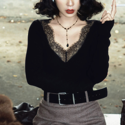 超好看纯欲v领蕾丝拼接毛衣女2025冬高级感针织衫内搭打底衫上衣