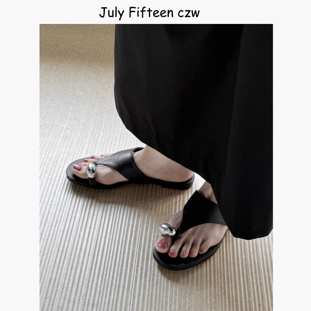 头层羊皮～法式金属扣套趾人字拖女2026夏季新款度假风平底凉拖鞋