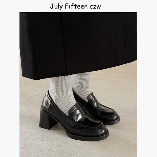 英伦复古黑色高跟鞋圆头乐福鞋