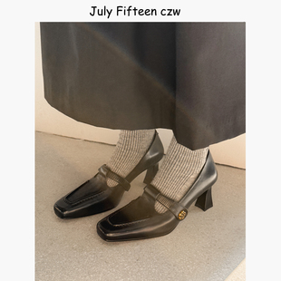 女T字带粗跟深口单鞋 玛丽珍鞋 英伦风方头山茶花扣高跟鞋 2026新款