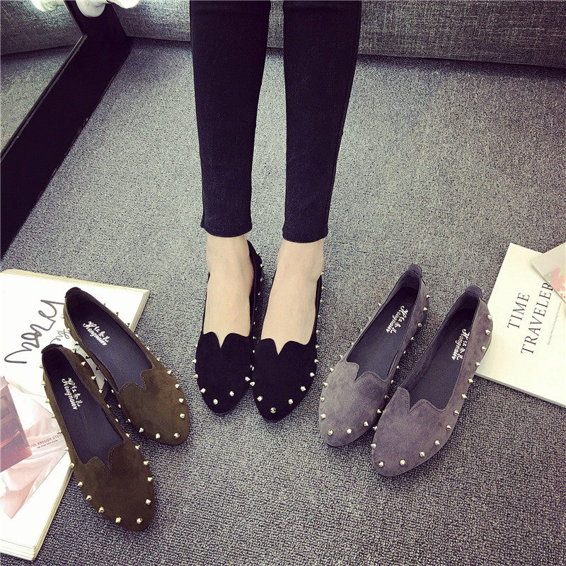 韓版百搭平底單鞋女2019春季韓版新款淺口尖頭豆豆鞋鉚釘低跟女鞋在類目 女鞋, 低幫鞋中 - 來自Buy2taobao.com提供專業的淘寶代購服務