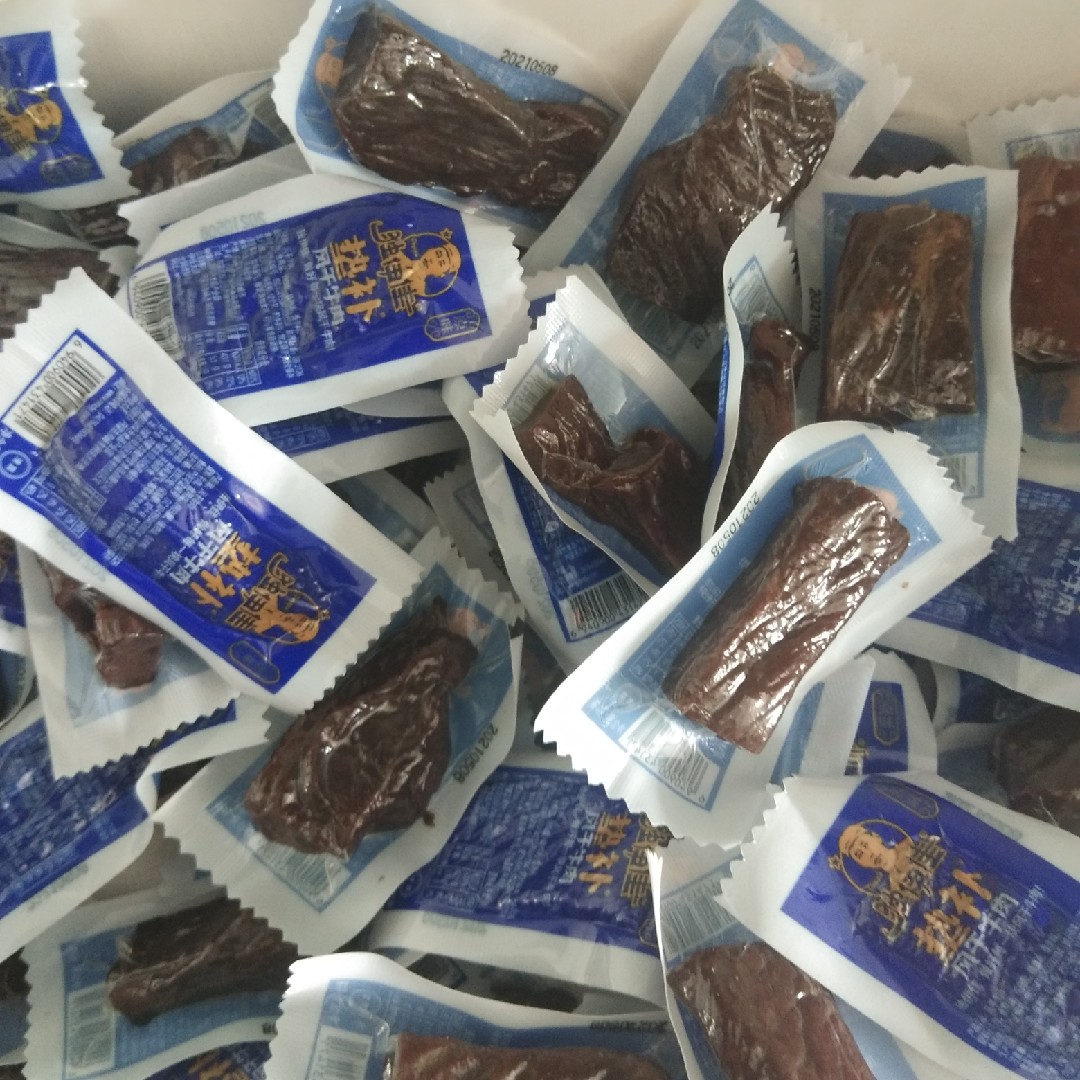 内蒙新款中国大陆内蒙古赤峰市包装特产独伊佳风干牛肉干(500克)