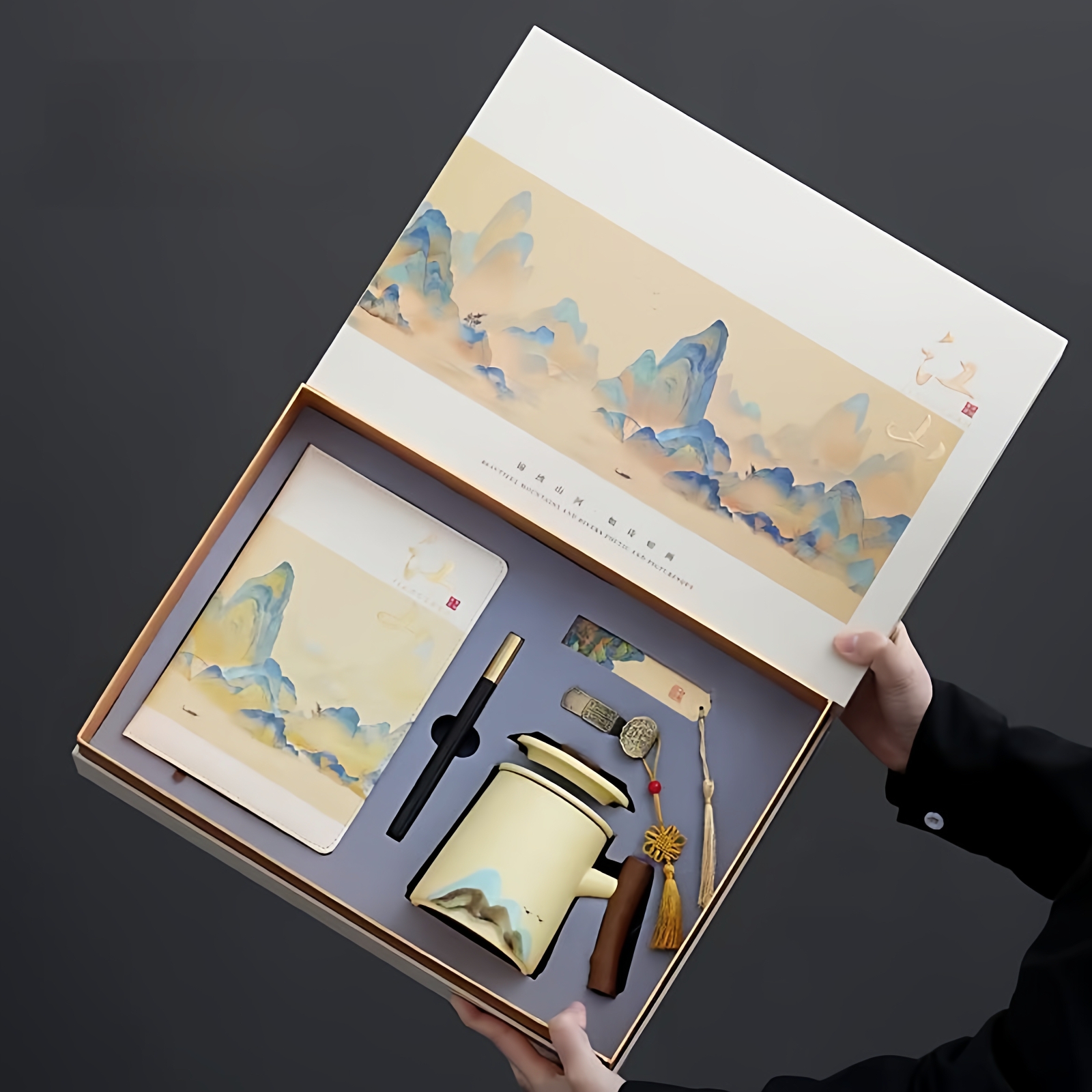 商务礼品定制logo公司年会活动礼物送员工客户实用奖励高档伴手礼