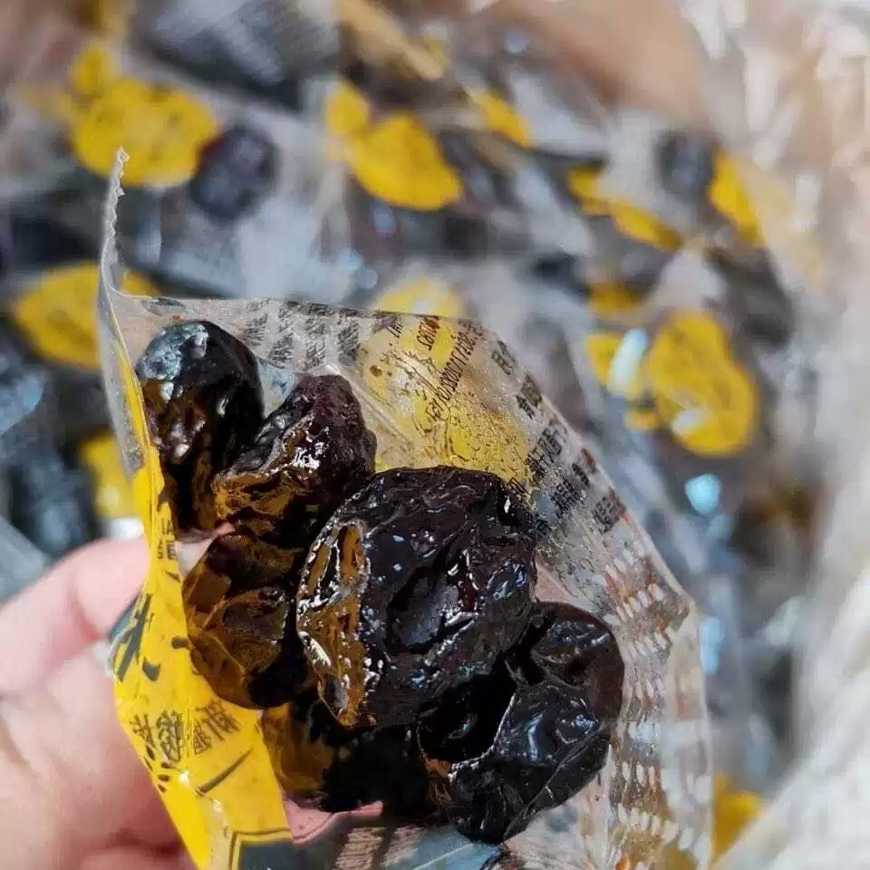 新疆小酸梅小包装散装称重500克蜜饯肉厚果脯办公室休闲零食包邮