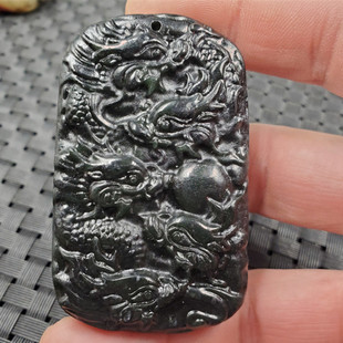 玉石挂件新疆和田墨玉九龙壁挂件墨绿蛇纹石玉生肖龙挂件玉龙吊坠