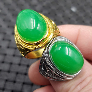 玉石戒指碧绿色蛋面戒指石英岩玉大展宏图戒指大号戒指阳绿玉戒指