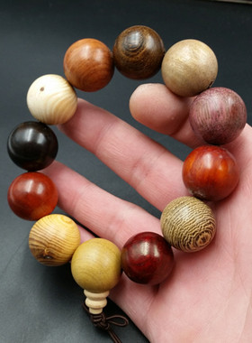 高档精美毫米木头手串厂家直销