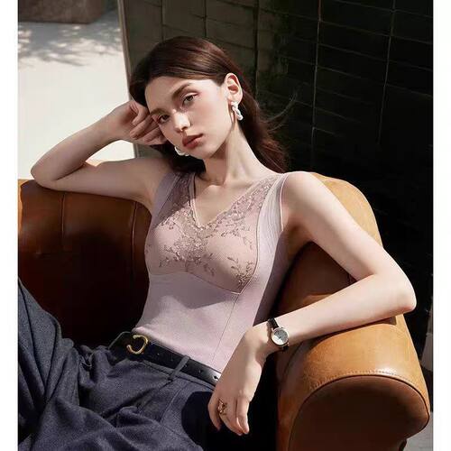 蕾丝V领保暖背心女带胸垫免穿文胸打底内衣塑身美体内衣
