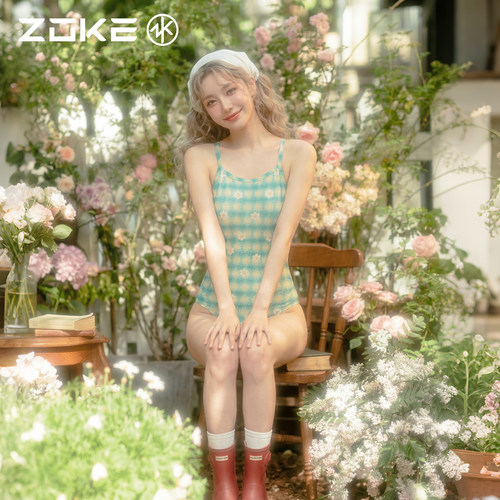 洲克防氯疏水莱卡面料绿格雏菊