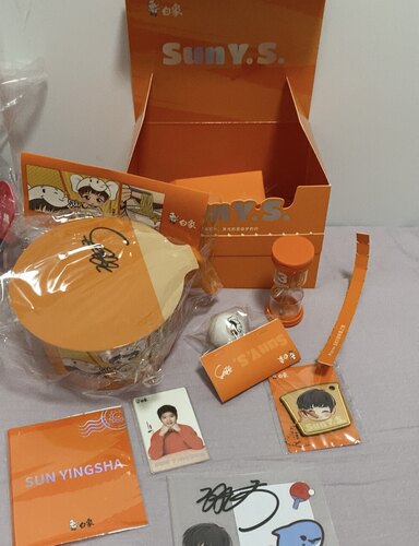正版周边 孙颖莎白象代言全套周边 出给喜欢的人 全新礼盒