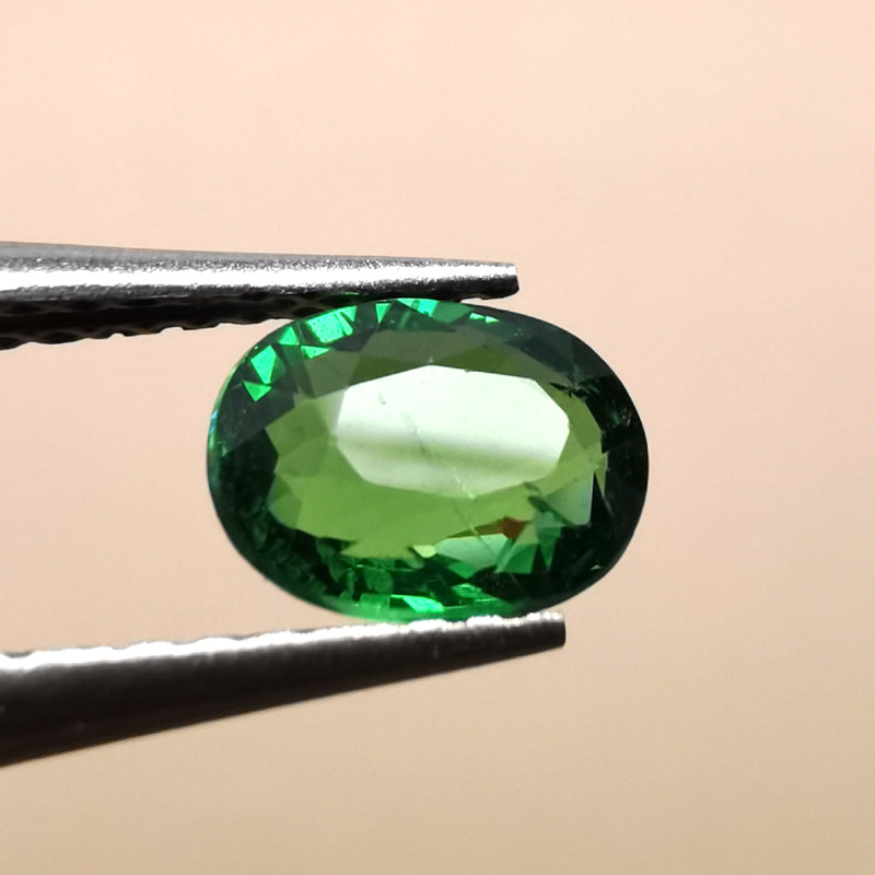 【精品裸石】0.95克拉 翠绿色 椭圆形 沙弗莱 石榴石 戒面 吊坠