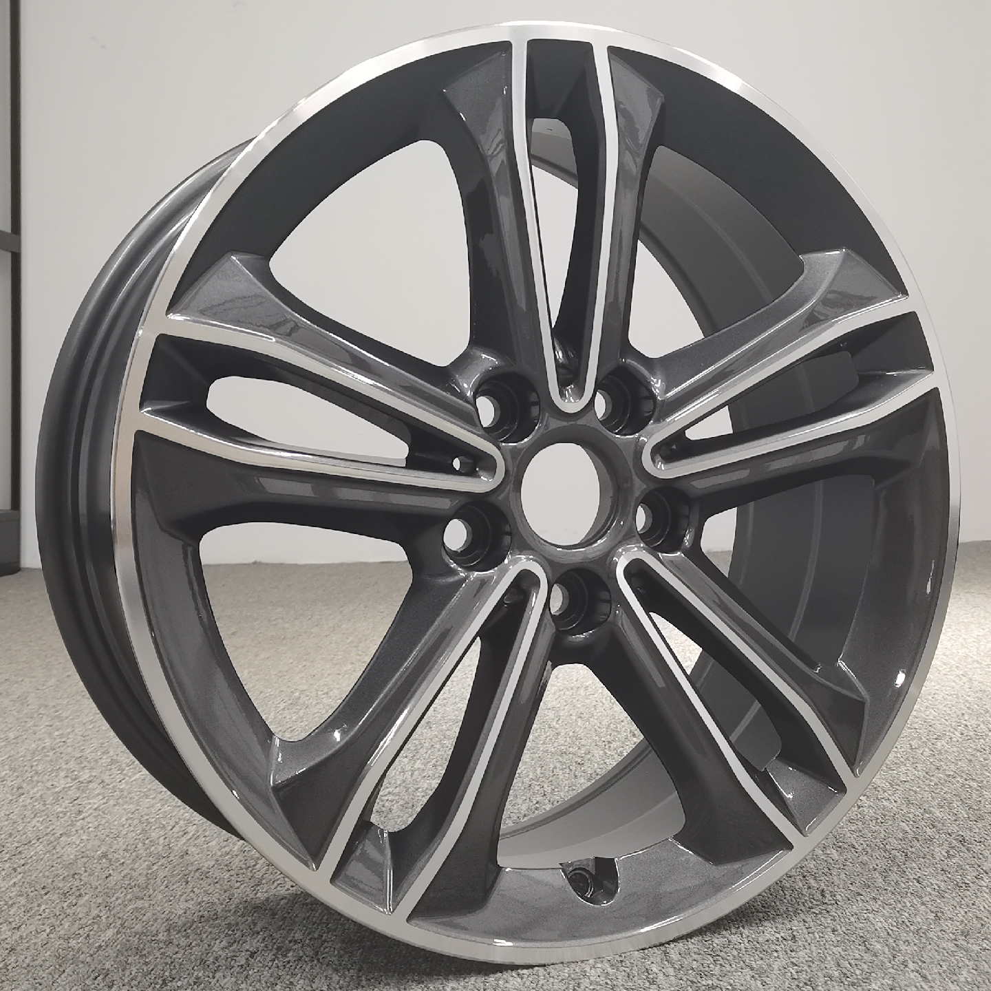 宝马118i轮毂可开发票送好配件